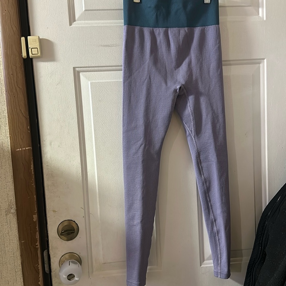 *FINAL* DSG X TWITCH + ALLISON Seamless Iridescent Legging: BLUE/PURPLE:NWT: XS